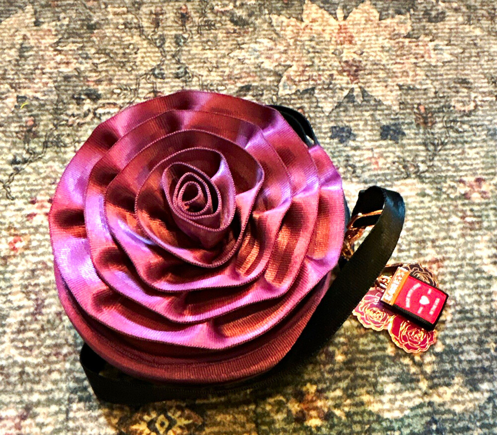 Harveys Rosette Convertible Round Plum Crossbody 2021 Collector’s Series Rare